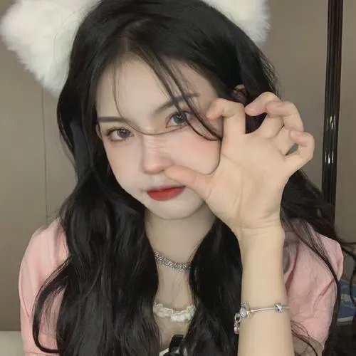 妓女。演员。皮条客